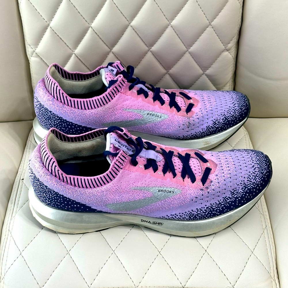 Brooks Women's Purple Pink Knit Running Shoes - Picture 2 of 12